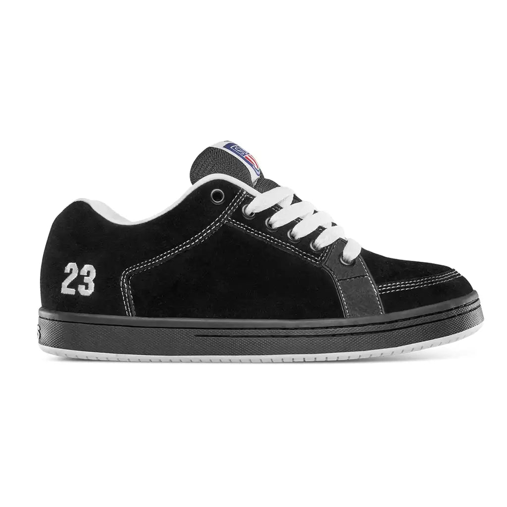 Etnies Sal 23 Skateboard Shoe Black / White